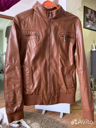 Ненатуральная Куртка на весну и осень