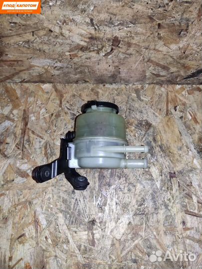 Бачок гидроусилителя Toyota Camry XV40