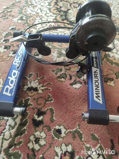 Тренажер для установки велосипеда