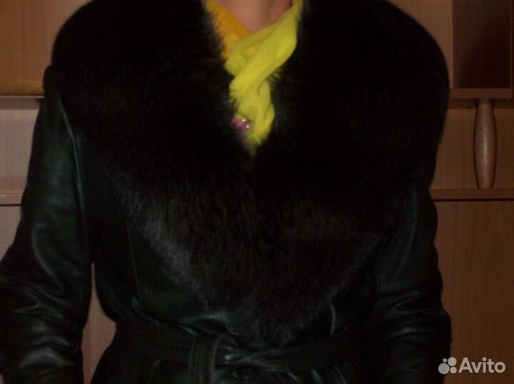 Кожаный плащ