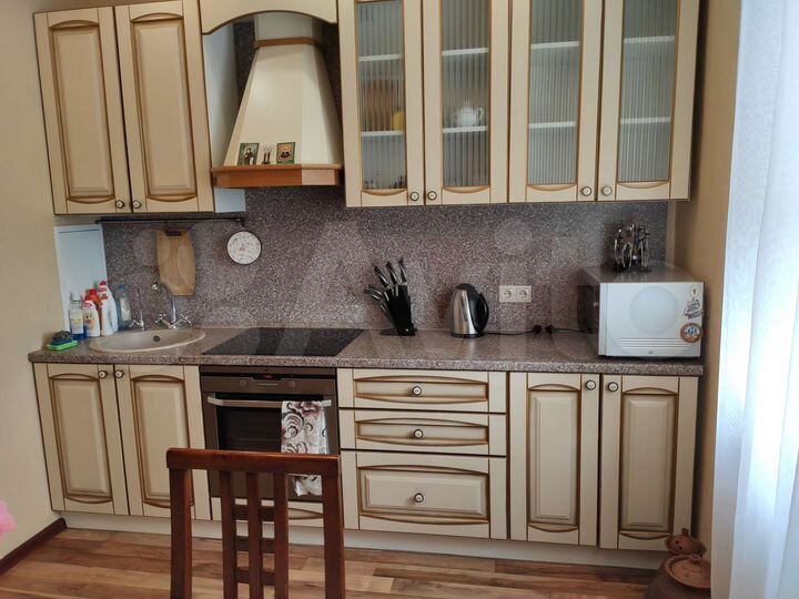 2-к. квартира, 80 м², 19/25 эт.