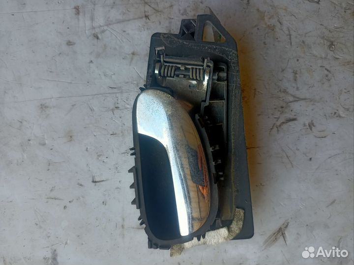 Ручка двери внутренняя передняя правая Peugeot 307