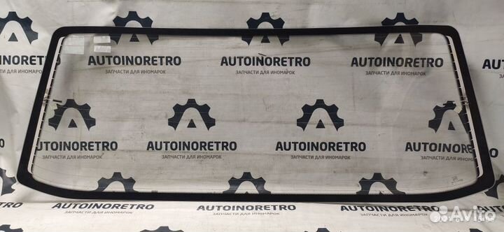 Стекло заднее хлопушка VW T5 (03-15)