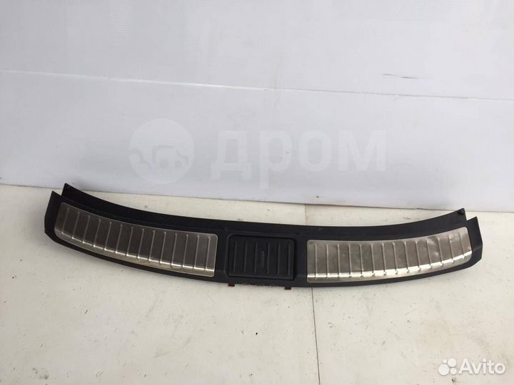 Обшивка задней панели багажника Infiniti Fx/Qx70