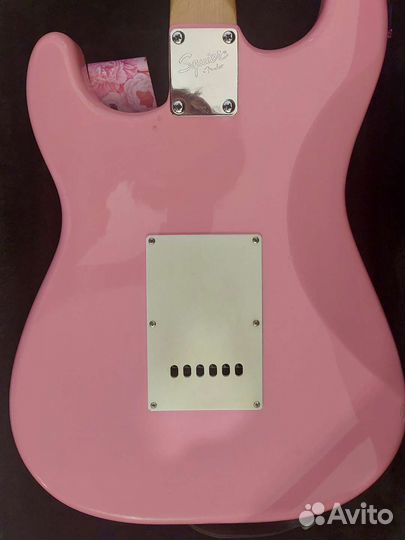 Fender stratocaster squier pink