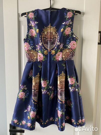 Нарядное платье