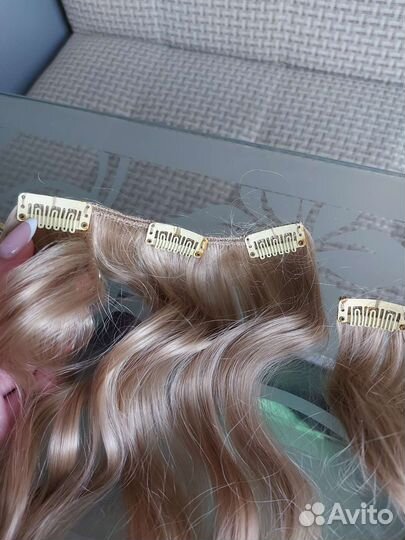 Искусственные волосы на заколках