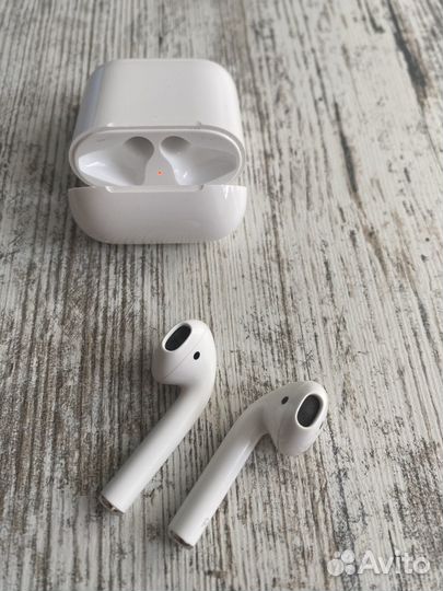Airpods 1