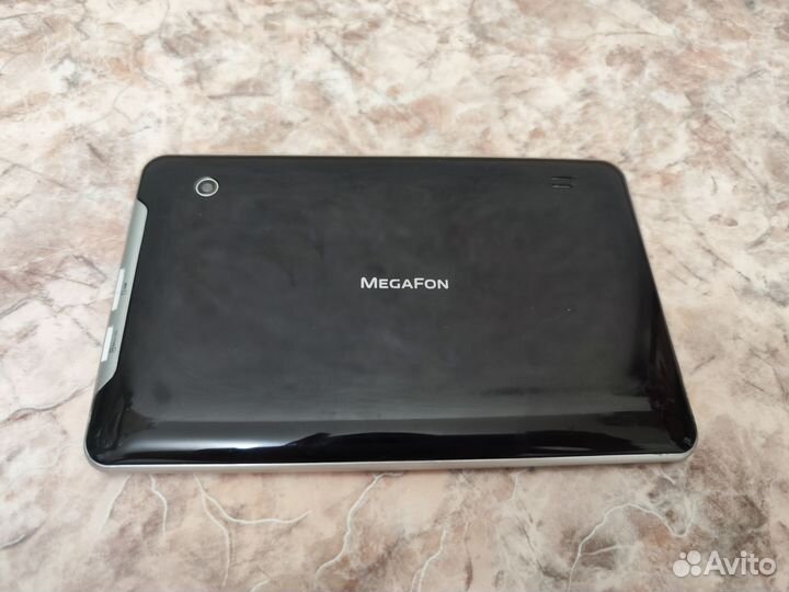 Планшет Megafon Login 2