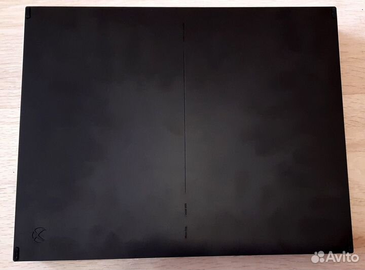 Xbox One S 500Гb б/у с гарантией 3 месяца