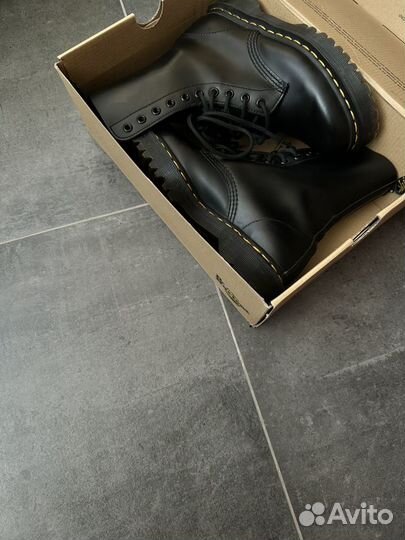 Ботинки Dr Martens 1490