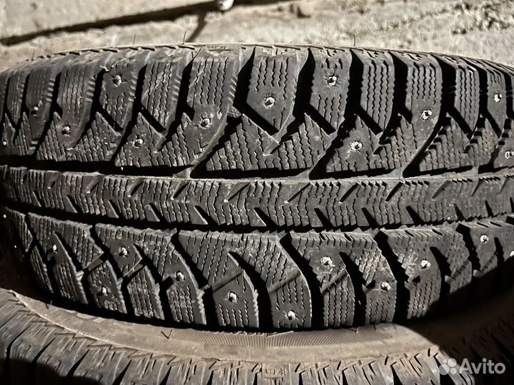 Bridgestone Ice Cruiser 7000 175/65 R14