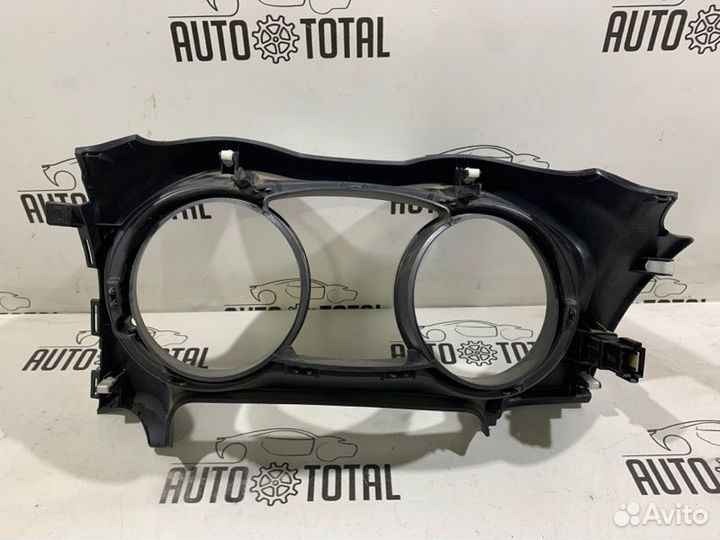 Накладка панели приборов Mitsubishi Lancer 10 4A92