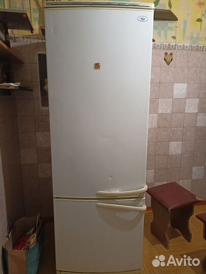 Холодильник 