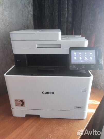 Цветное лазерное мфу Canon MF746Cx