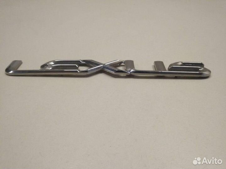 Эмблема на дверь багажника Lexus LX