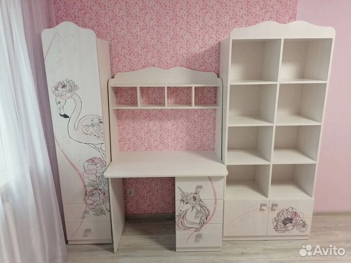 Мебель в детскую комнату