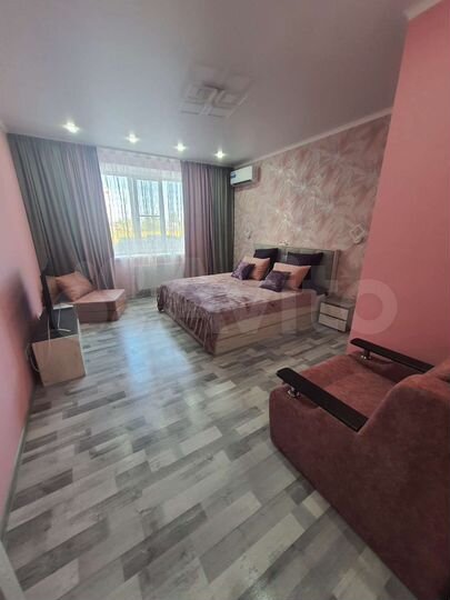 1-к. квартира, 43 м², 1/10 эт.