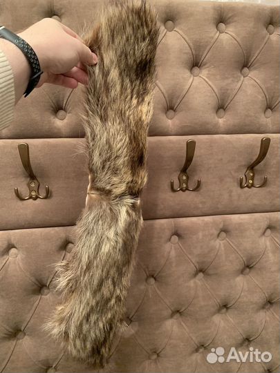 Воротник из меха енота