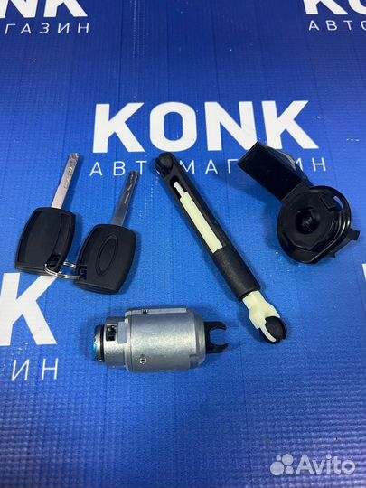 Комплект замка капота в сборе на Форд Фокус 2