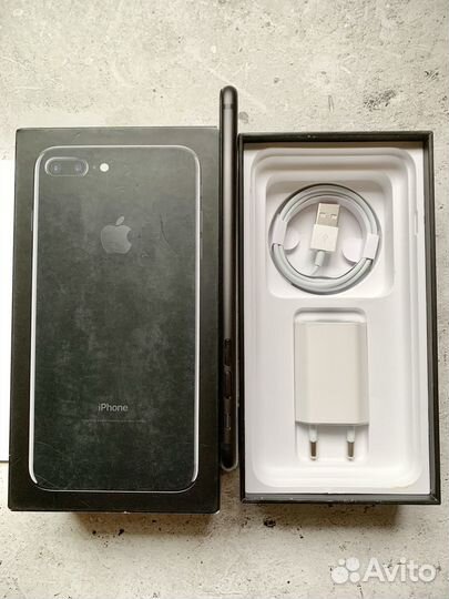 iPhone 8 Plus, 64 ГБ