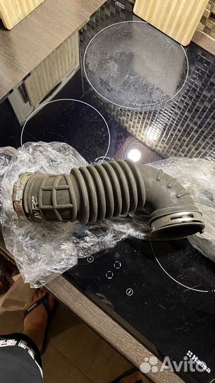 Патрубок воздушного фильтра