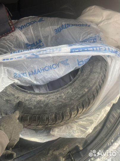 Nokian Tyres Hakkapeliitta 1 235/60 R16