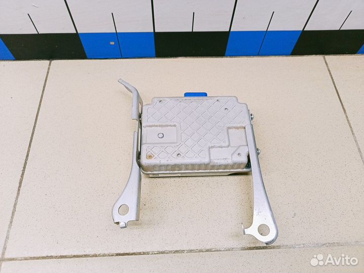 Блок электронный Land Cruiser (150) -Prado 2009