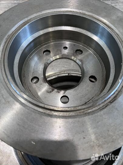 Тормозные диски BMW E34 задние