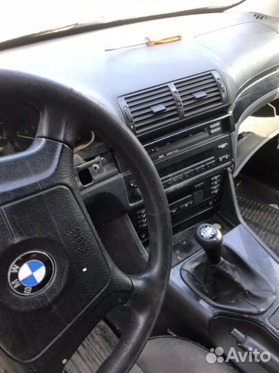 Запчасти на bmw 5 e39 525