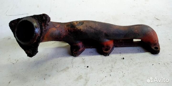 Коллектор выпускной правый Audi A6 C4 94-97г