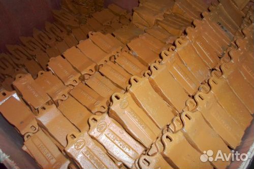 Замок для коронки ковша Komatsu PC60