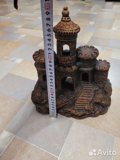 Огромный грот для аквариума