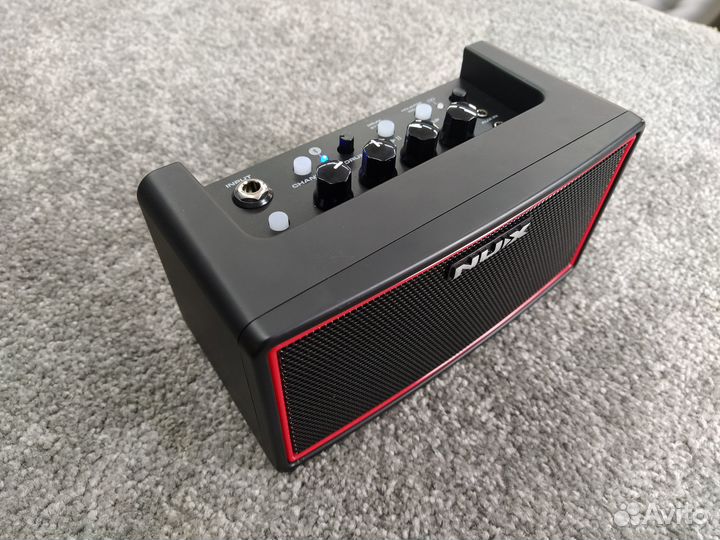 Комбоусилитель