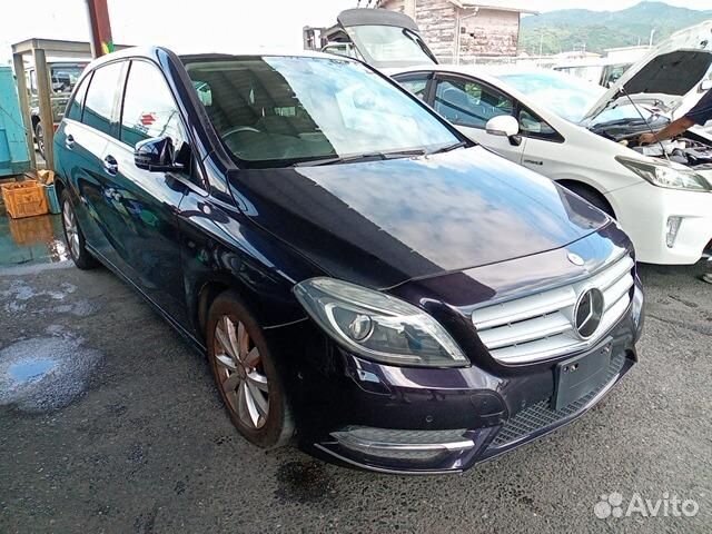 Амортизатор двери багажника Mercedes Benz B-Class