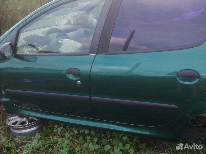 Дверь левая пежо 206 хетчбэк