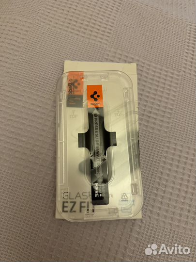 Бронь стекло Spigen Glastr EZ Fit