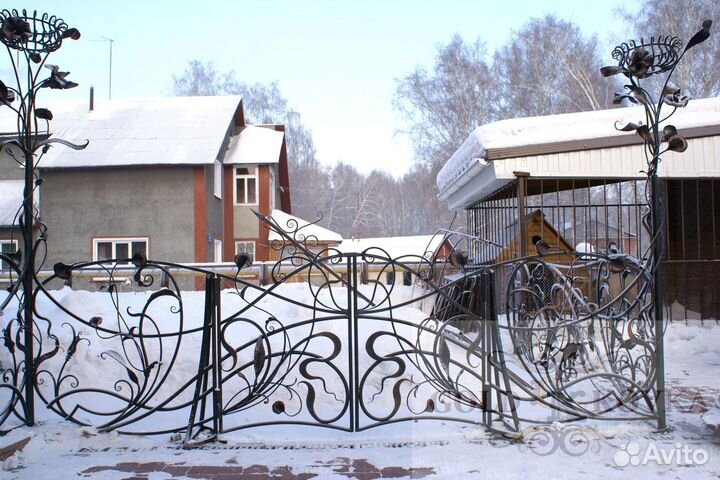 Кованный забор, ворота и калитка