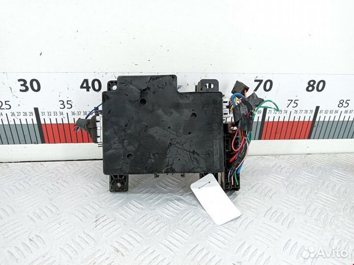 Блок предохранителей Mitsubishi Outlander 2008