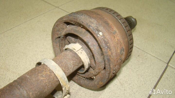 Полуось передняя левая Range Rover 3