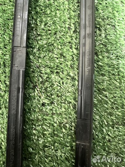 Молдинги лобового стекла VAG