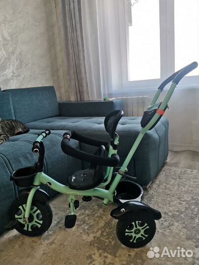 Велосипед с родительской ручкой