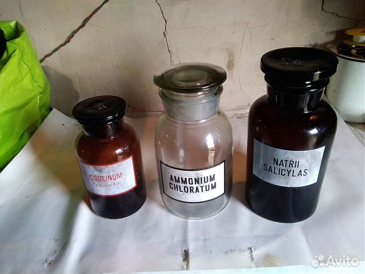 Банки с притертыми крышками