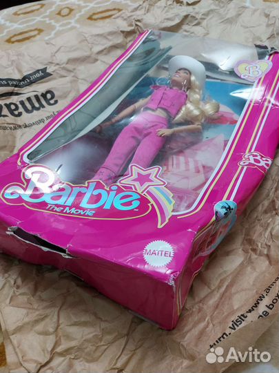 Кукла Barbie в розовом комбинезоне