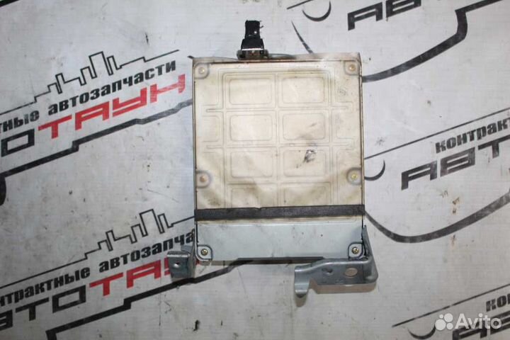 Блок EFI toyota 1NZ-FE platz NCP12 8966152601