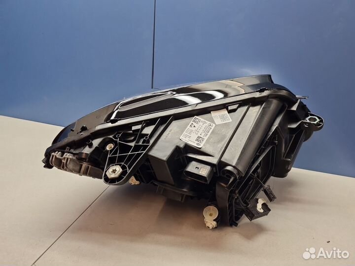 Фара левая Mercedes C-klasse W205 2014