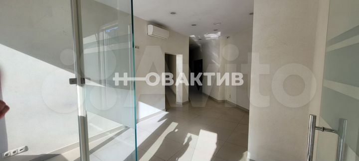 Продам торговое помещение, 192.9 м²