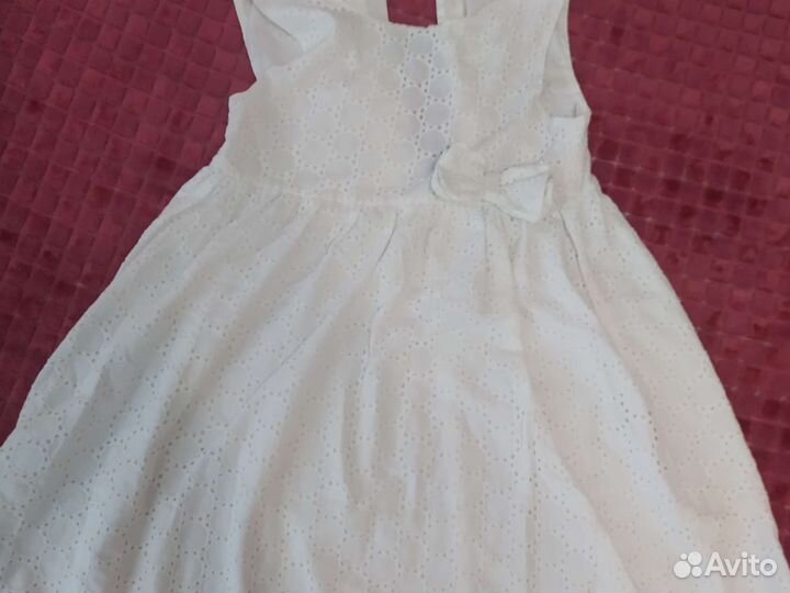 Школьная форма для девочки и простая одежда,обувь