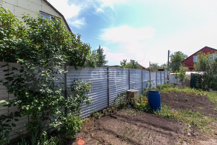 Дом 57 м² на участке 4 сот.