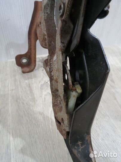 Педаль ручника infiniti EX37